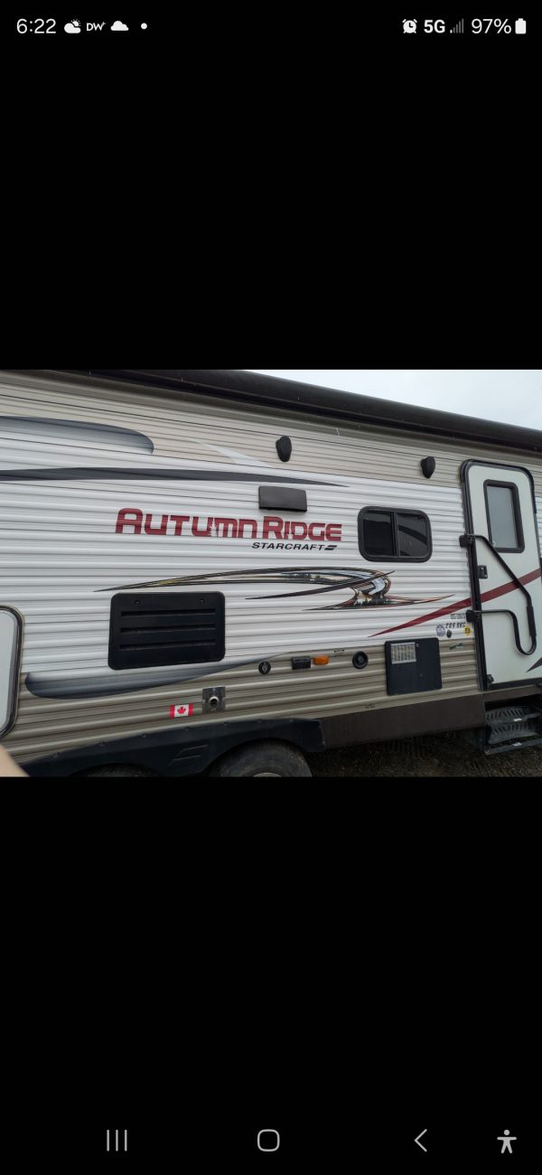 2015 Starcraft Travel Trailer - Image 4