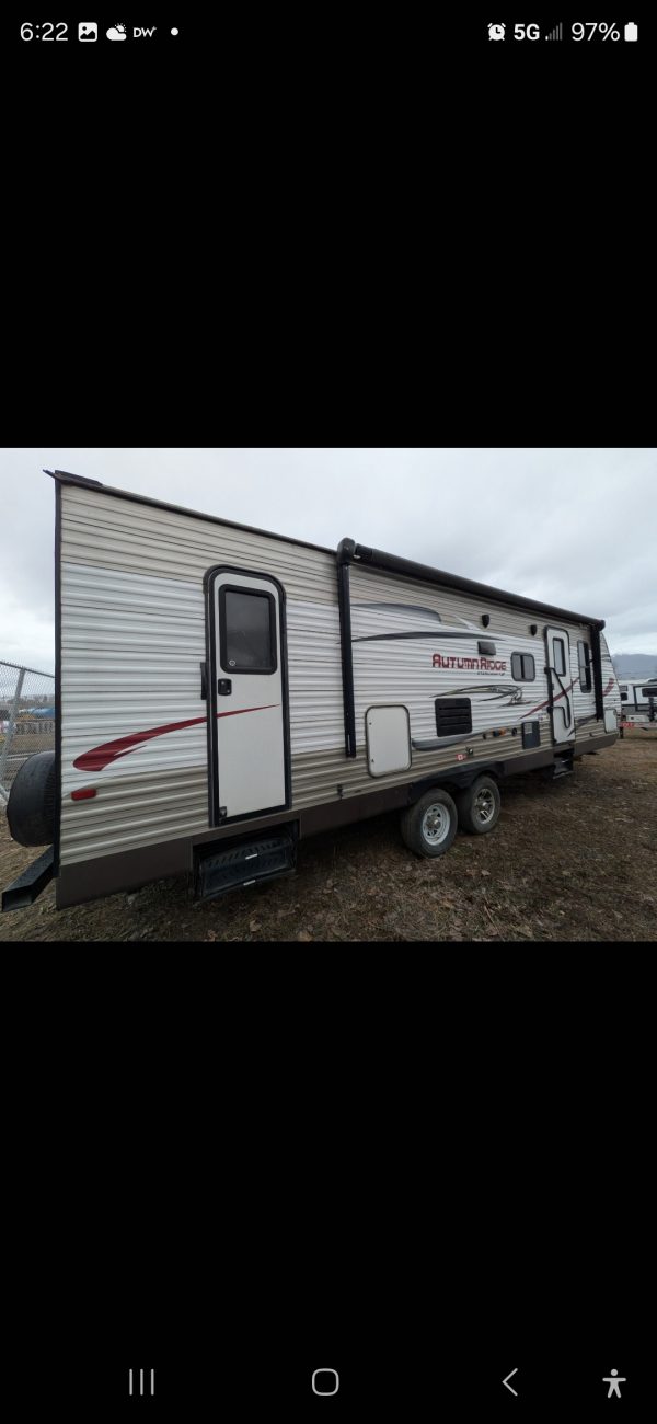 2015 Starcraft Travel Trailer - Image 3