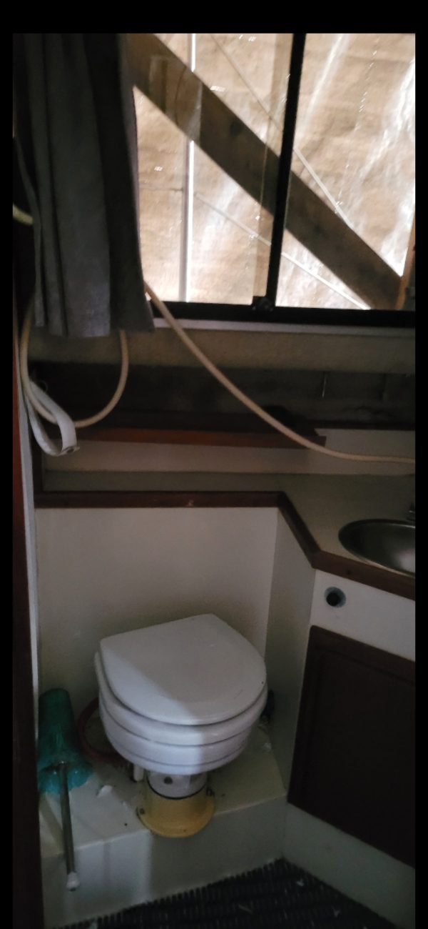 KORALDANSER 28’ Fairline Fly Bridge - Image 7